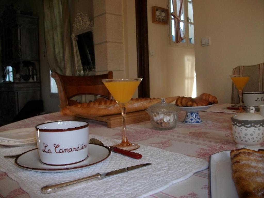 Ferme De La Canardiere Σαντιγί Εξωτερικό φωτογραφία